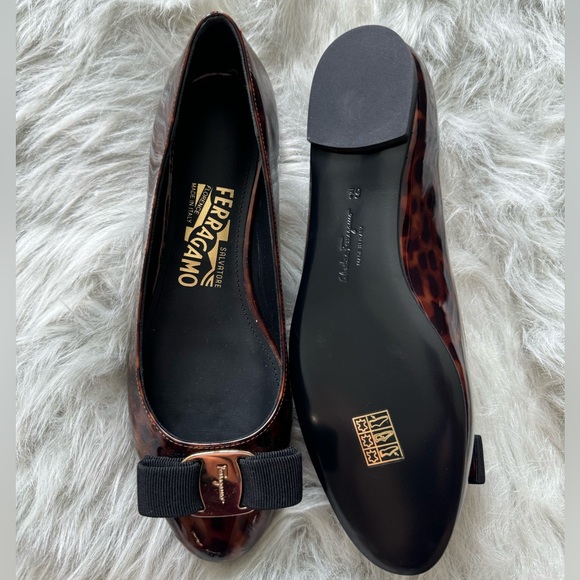 NEW Ferragamo Patent Leather Animal Print Ballet Flat - Picture 2 of 5